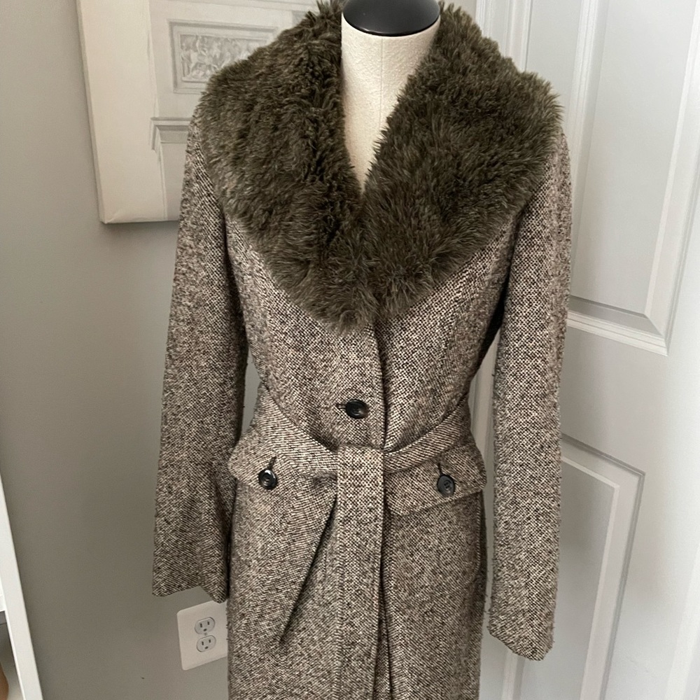Ann Taylor Loft tweed wool belted coat size zero